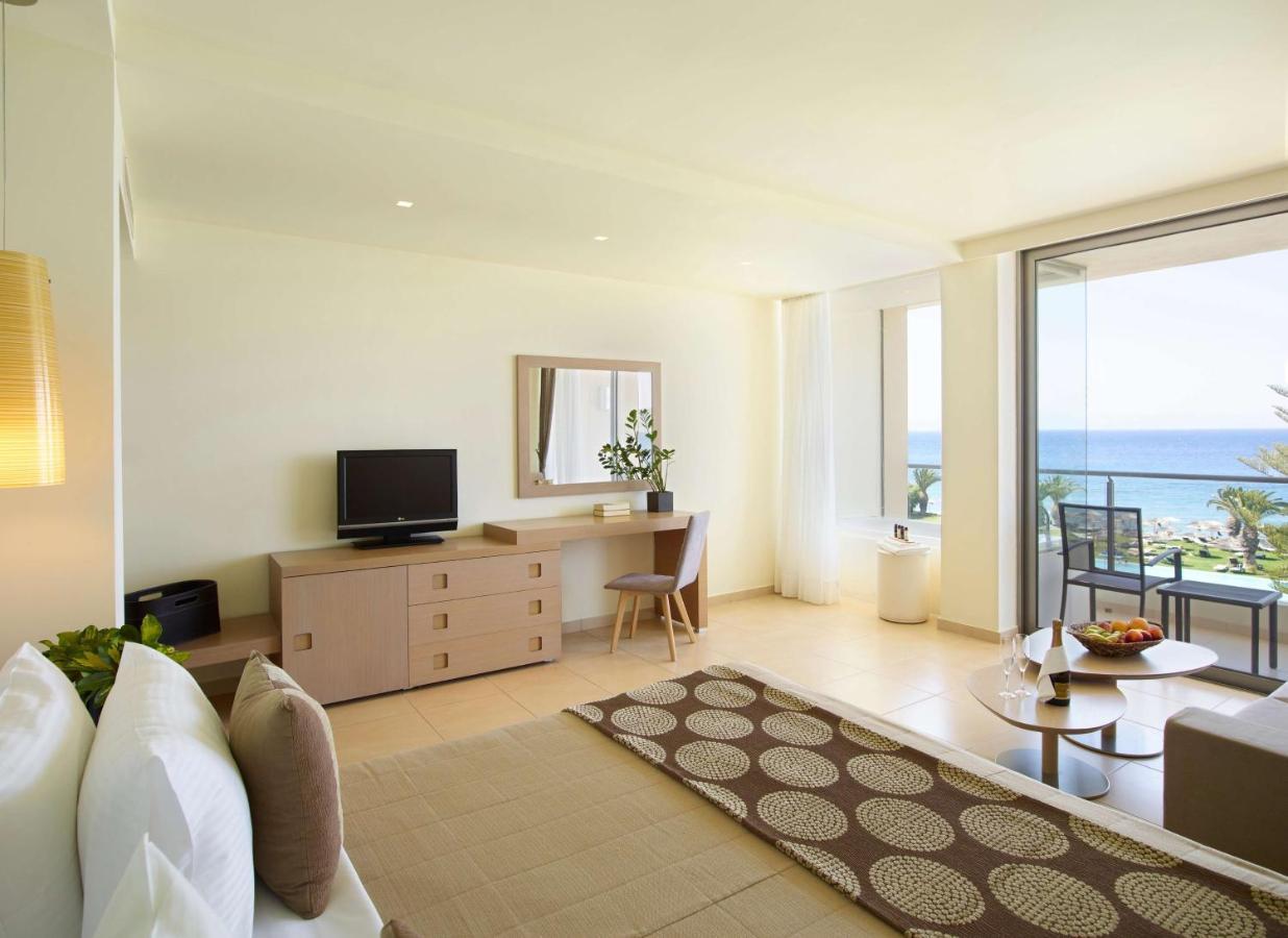 The Ixian Grand & - Adults Only Hotel